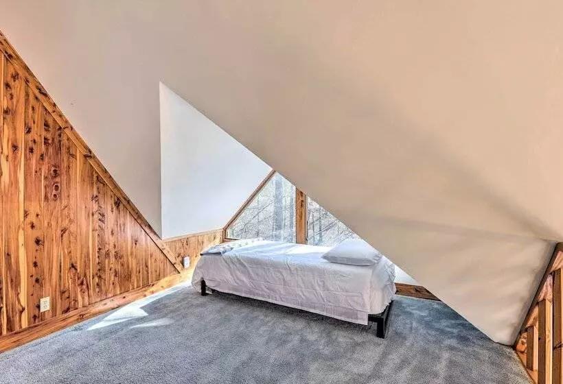 Riverfront Shelby Home W/ Private Boat Dock!