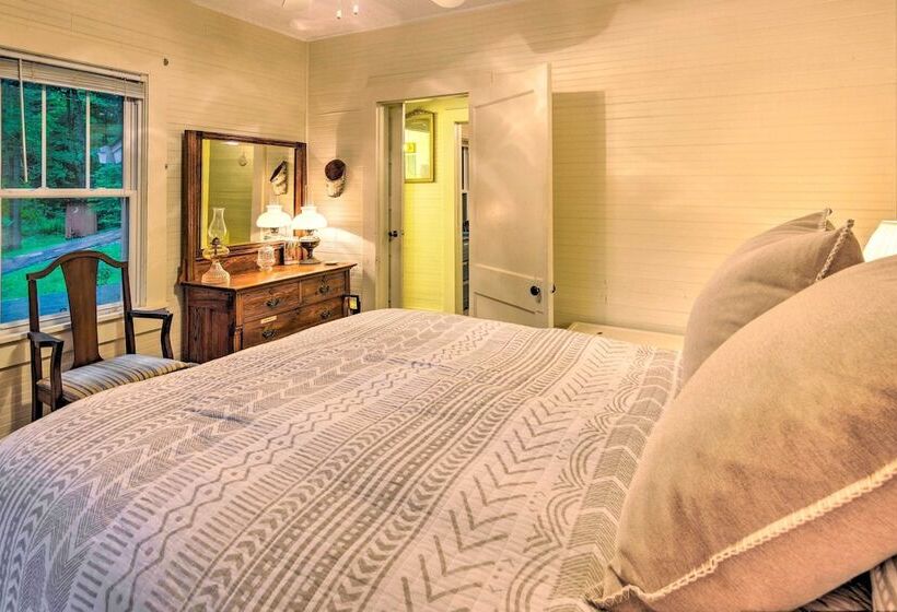 Rustic Linville Falls Cottage W/ Fire Pit!