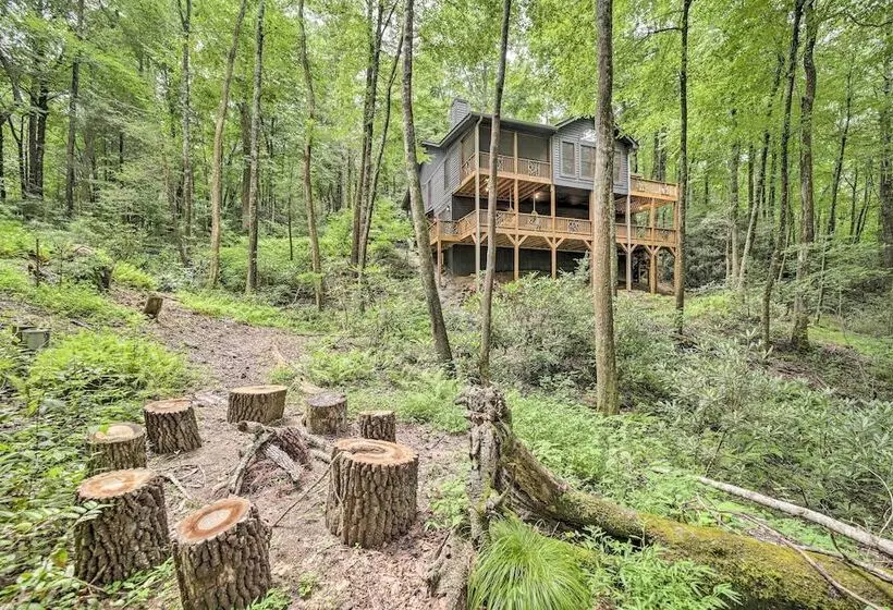 Secluded Sapphire Chalet W/ Game Room + Decks
