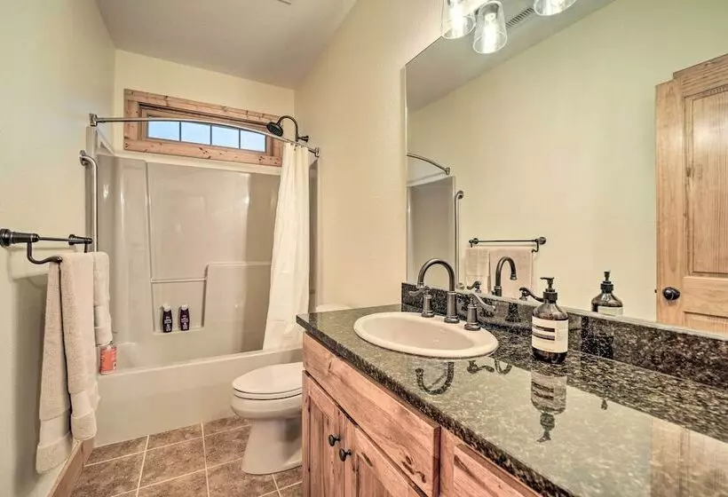 Secluded Sapphire Chalet W/ Game Room + Decks