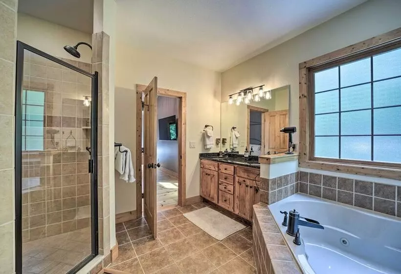 Secluded Sapphire Chalet W/ Game Room + Decks