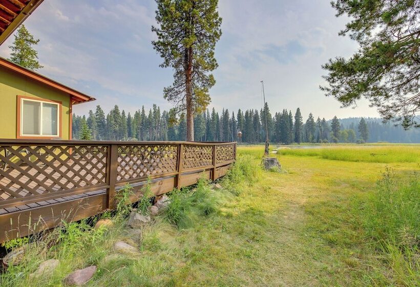 Hike, Bike & Boat: Cabin W/ Dock On Seeley Lake!