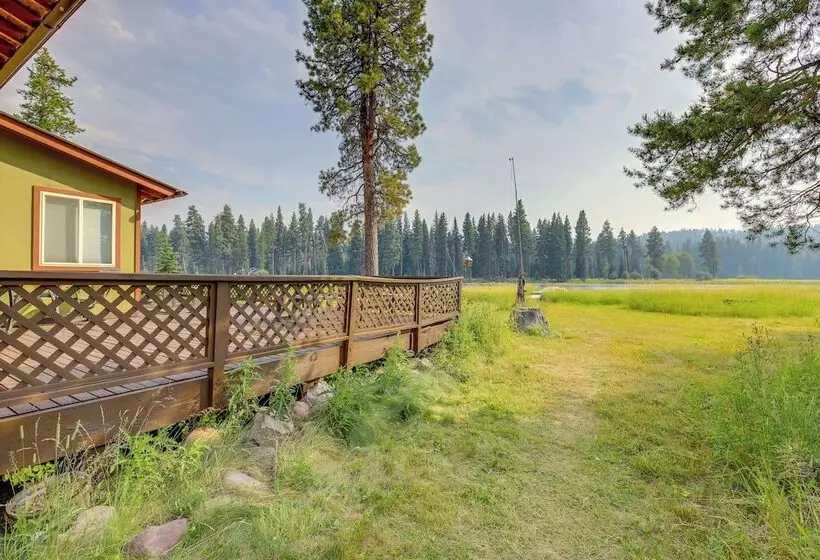 Hike, Bike & Boat: Cabin W/ Dock On Seeley Lake!