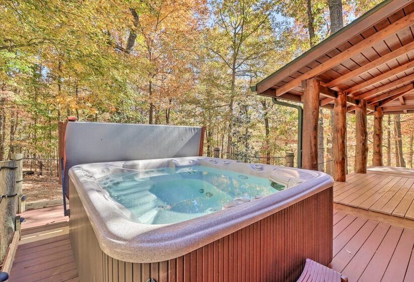 Serenity Woods  Cabin W/ Hot Tub & Fire Pit