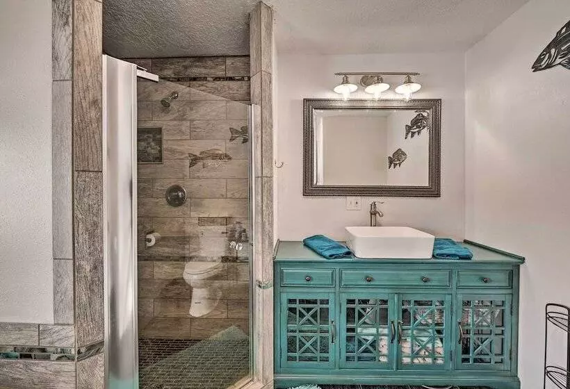 Soldotna Home Near Kenai River & Wildlife Refuge!