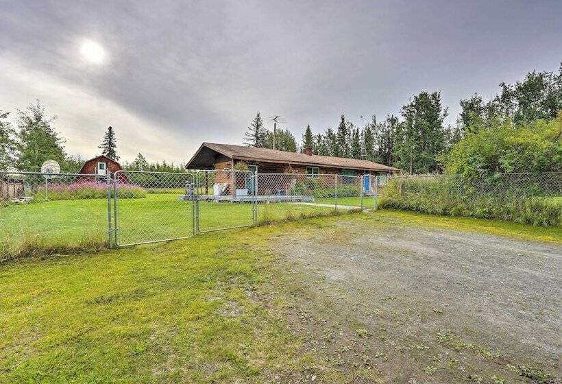 Soldotna Home Near Kenai River & Wildlife Refuge!