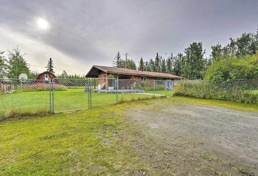 Soldotna Home Near Kenai River & Wildlife Refuge!
