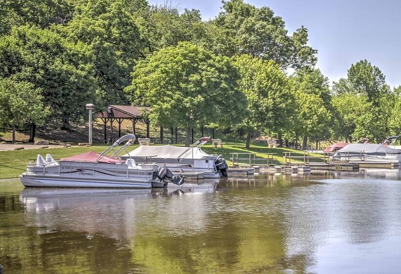 Spruce Haven  Cottage: Walk To Mississippi River!