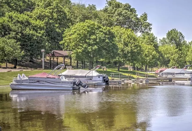 Spruce Haven  Cottage: Walk To Mississippi River!