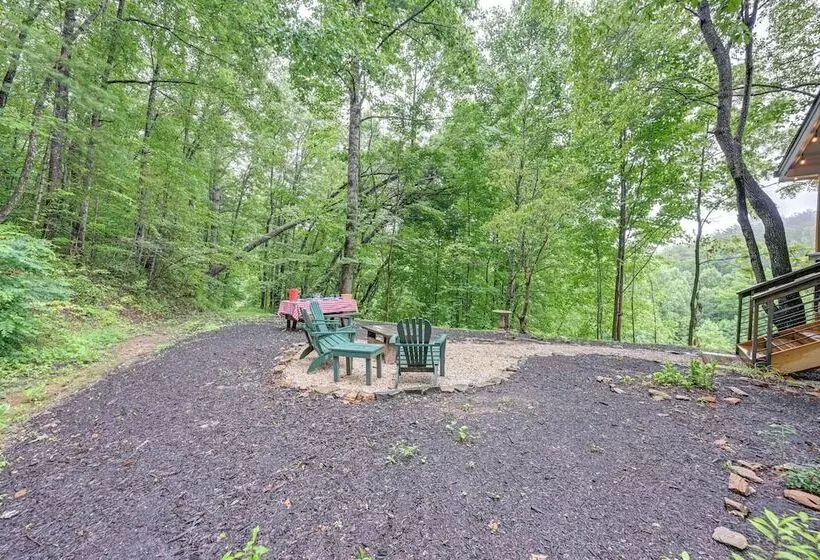 Sweet Birch  Bryson City Cottage W/ Views