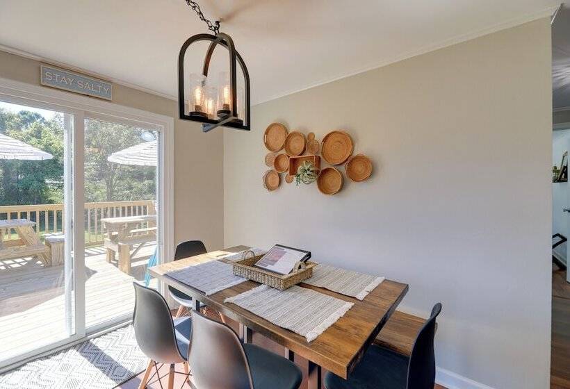 The Willowberry House With Deck & Grill!