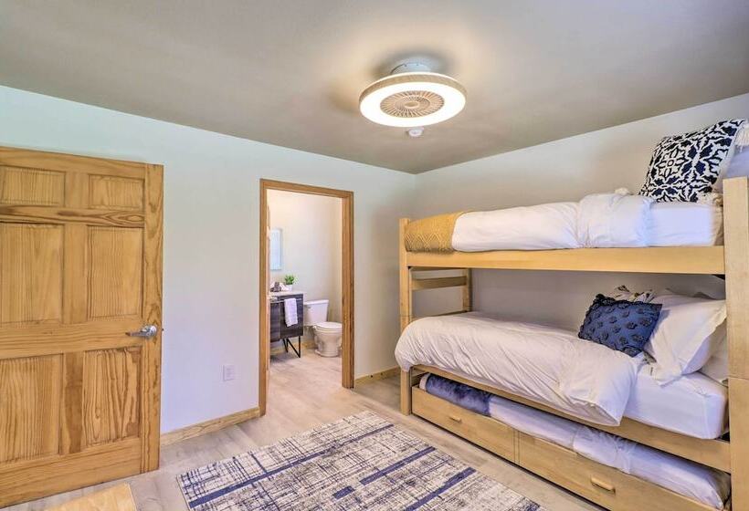 Unit < 11 Mi To Alma Performing Arts Center!