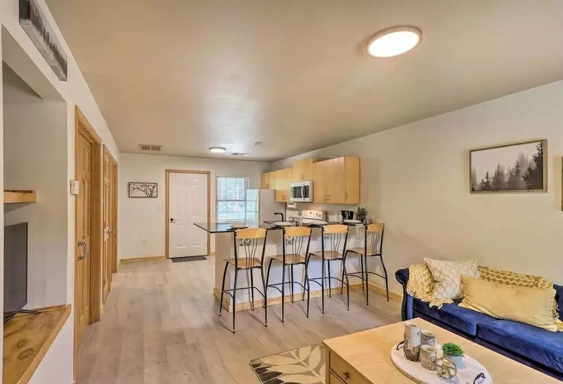 Unit < 11 Mi To Alma Performing Arts Center!