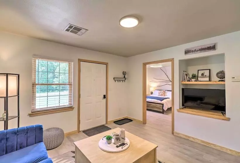 Unit < 11 Mi To Alma Performing Arts Center!