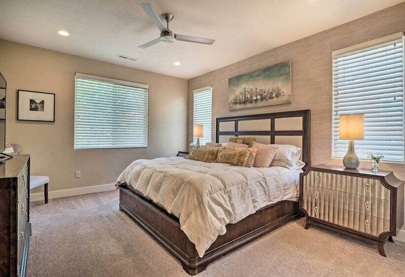 Utah Home W/ Pool & Hot Tub Access, Mtn Views!