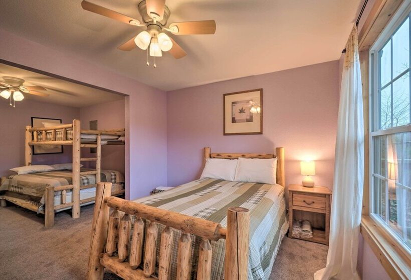 Sevierville Cabin W/ Lake Views & Wraparound Porch