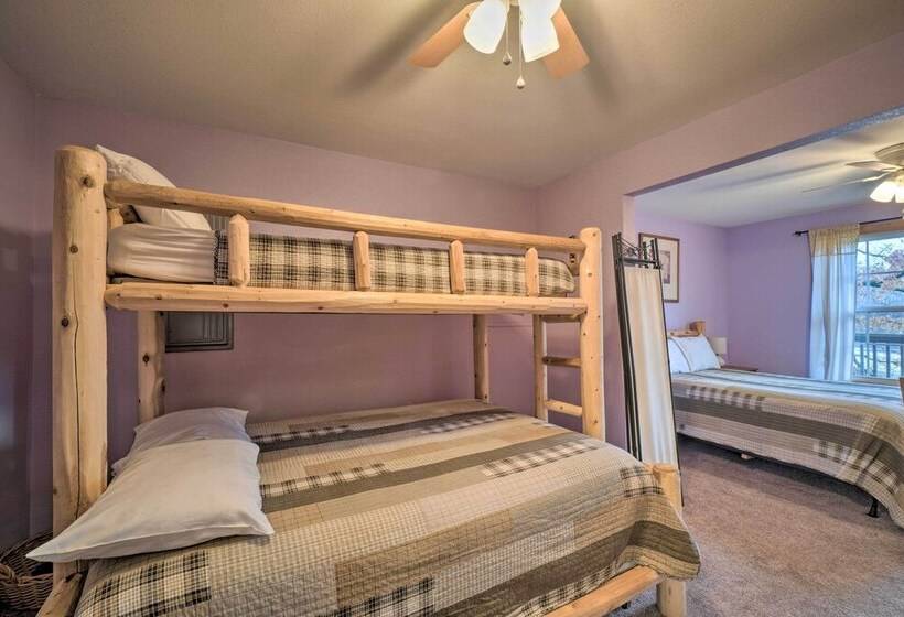 Sevierville Cabin W/ Lake Views & Wraparound Porch