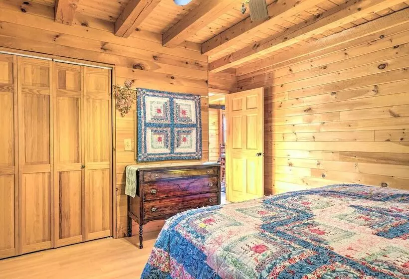 West Danville Cabin: Day Trip To Stowe Mtn!