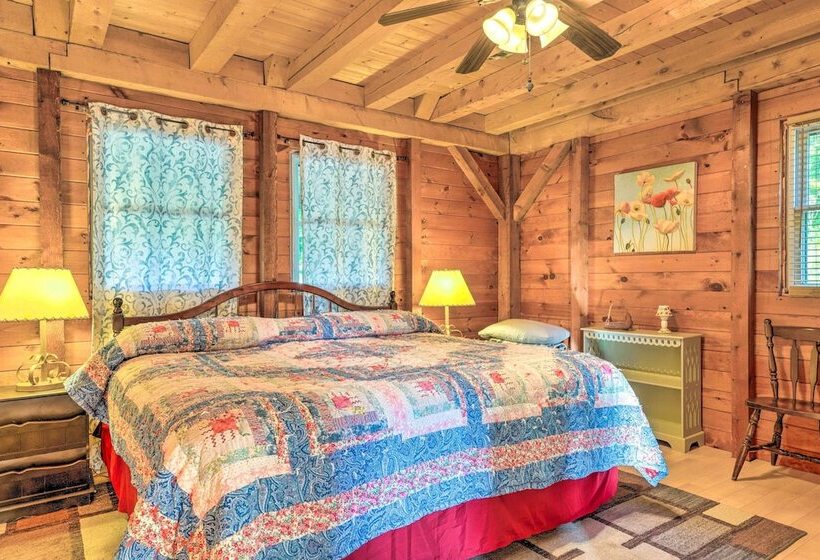 West Danville Cabin: Day Trip To Stowe Mtn!