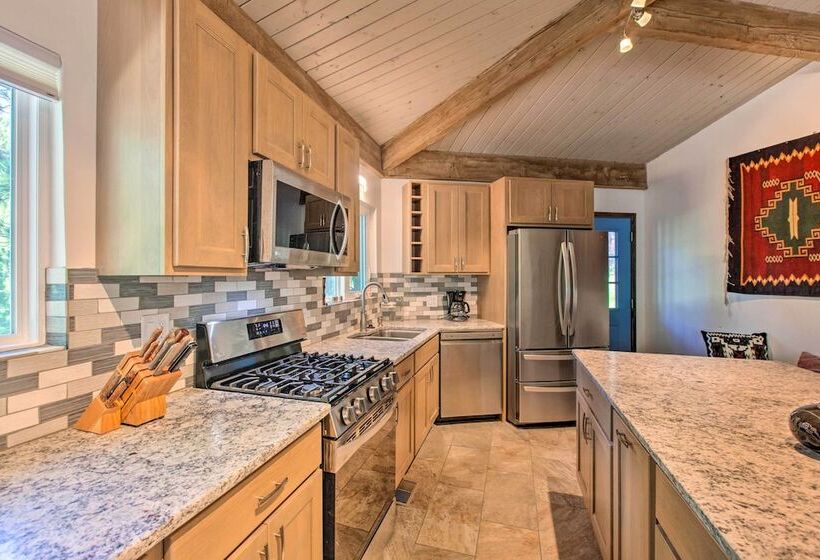 Angel Fire Home W/ Deck ~ 3 Mi To Ski Resort!