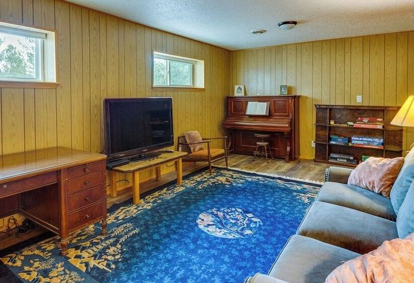 Angel Fire Home W/ Deck ~ 3 Mi To Ski Resort!