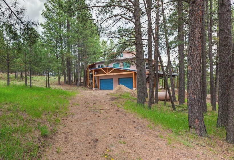 Angel Fire Home W/ Deck ~ 3 Mi To Ski Resort!