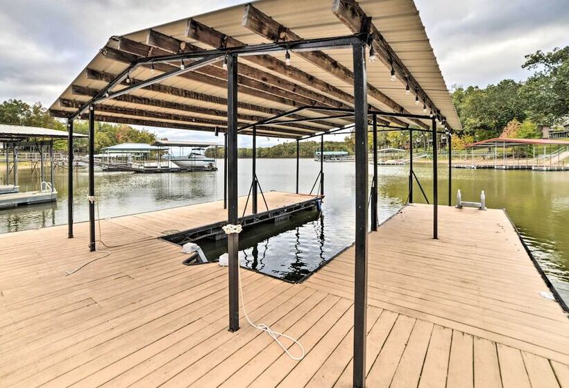 Benton House W/ Grill, Private Dock & Lake Access!