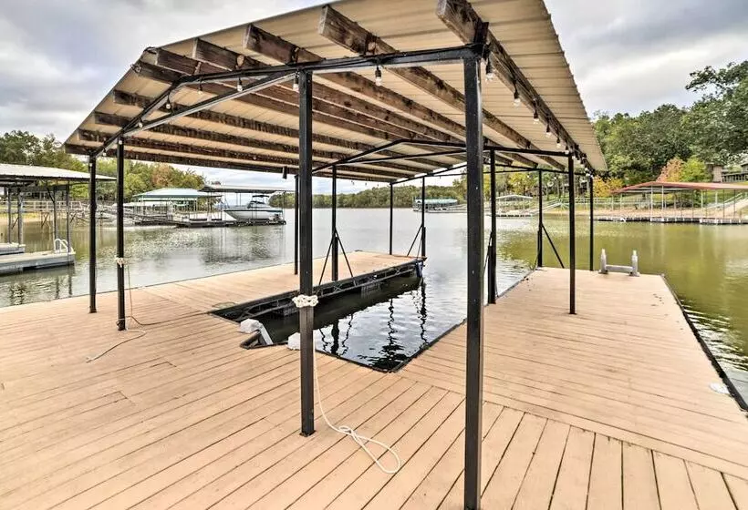 Benton House W/ Grill, Private Dock & Lake Access!