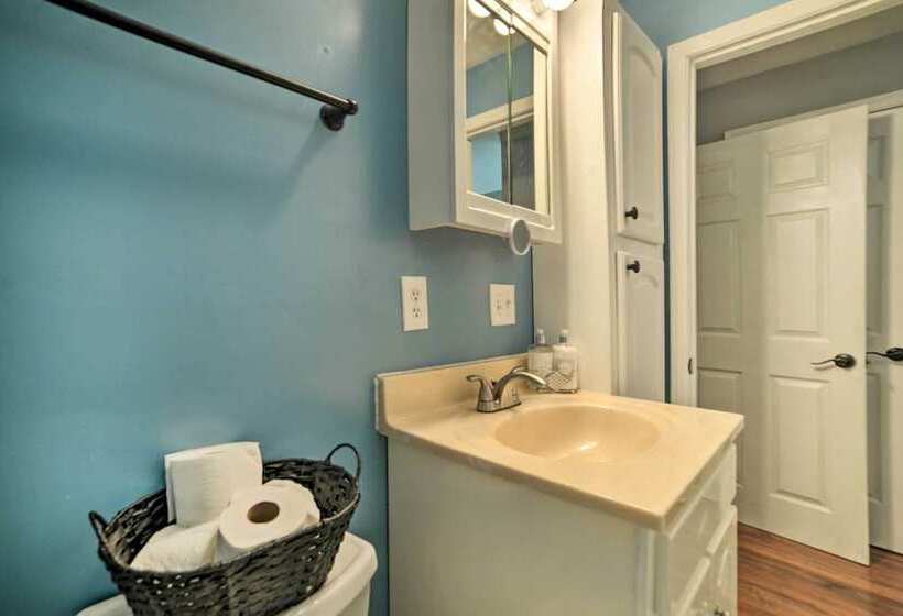 Benton House W/ Grill, Private Dock & Lake Access!