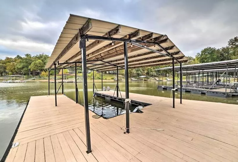 Benton House W/ Grill, Private Dock & Lake Access!