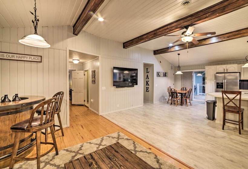 Benton House W/ Grill, Private Dock & Lake Access!