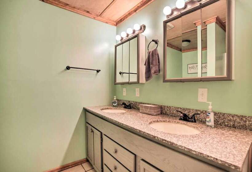 Benton House W/ Grill, Private Dock & Lake Access!