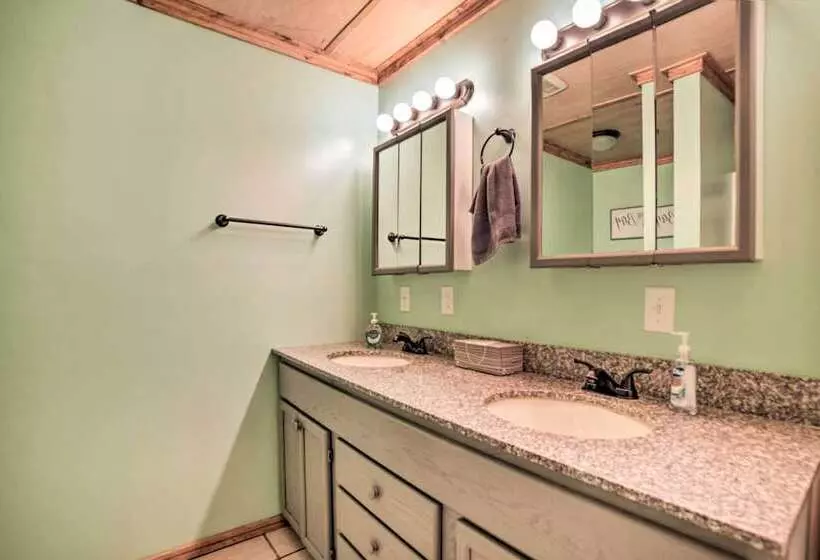 Benton House W/ Grill, Private Dock & Lake Access!