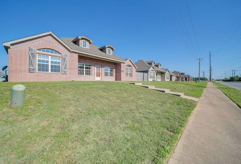 Central Bentonville Home With Fenced Yard!