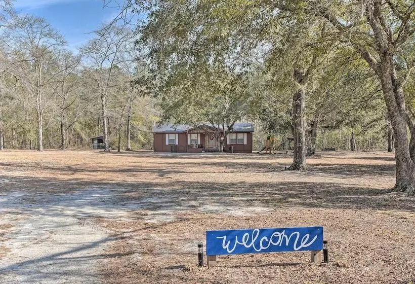 Charming Retreat On 20 Acres W/ Private Lake!