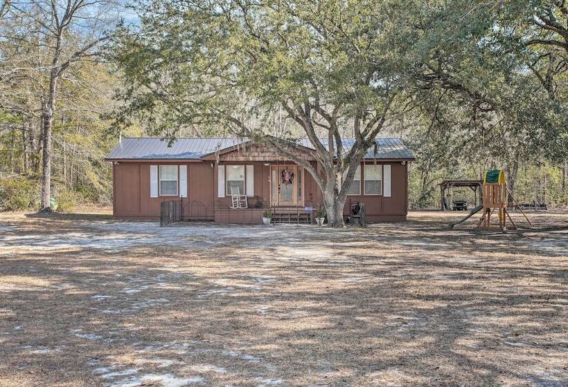 Charming Retreat On 20 Acres W/ Private Lake!