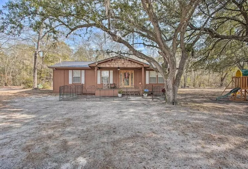 Charming Retreat On 20 Acres W/ Private Lake!