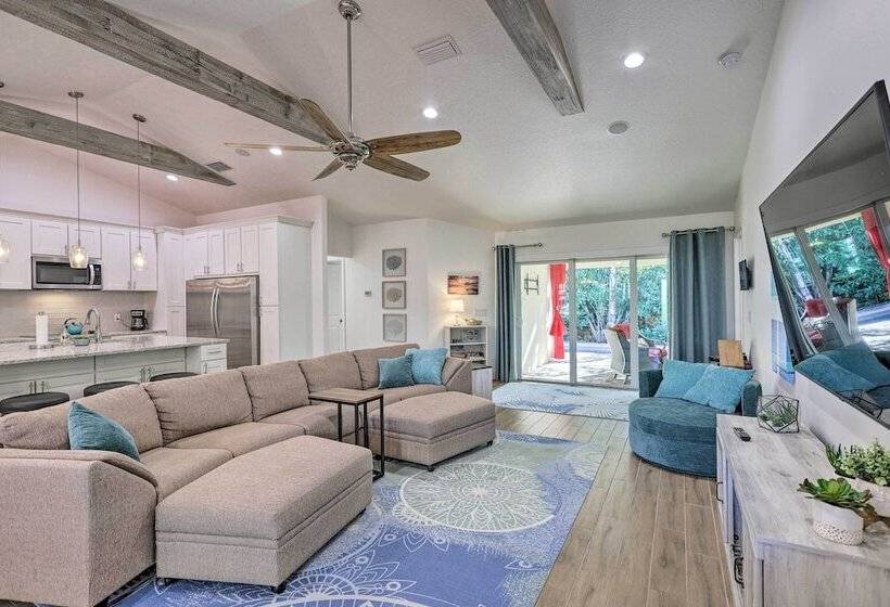 Chic Cocoa Beach Oasis W/ Pool   Steps To Shore!