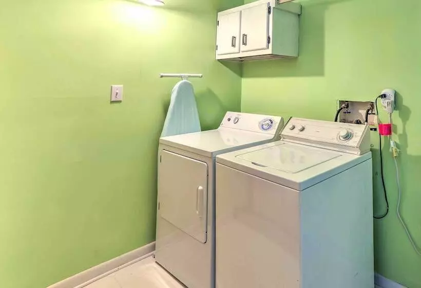 Coastal Atlantic Beach Duplex < 1 Mi To Boardwalk!