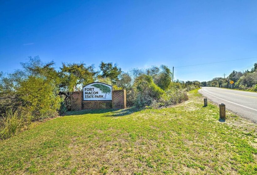 Coastal Atlantic Beach Duplex < 1 Mi To Boardwalk!