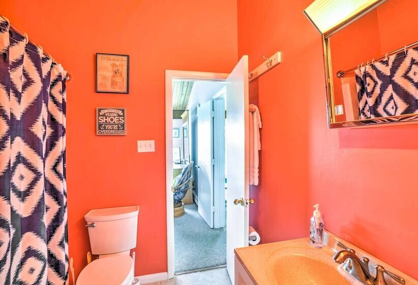 Coastal Atlantic Beach Duplex < 1 Mi To Boardwalk!