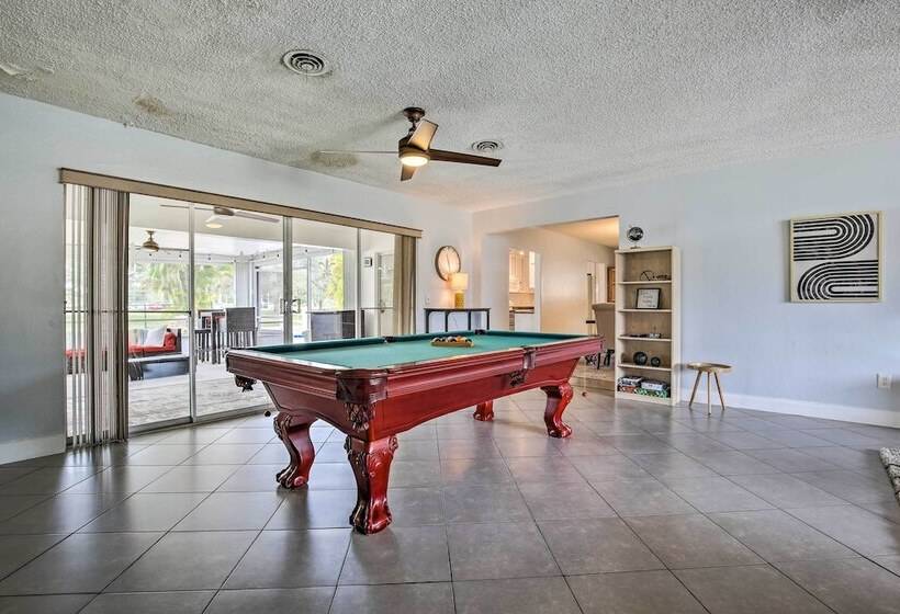 Private Pool & Dock: Coconut Creek Home!