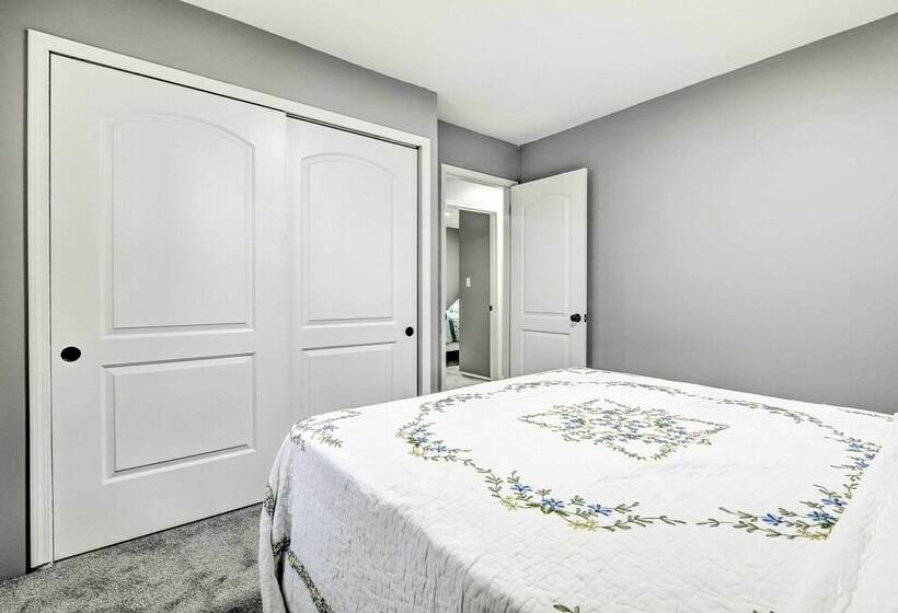 Columbus Home Just Minutes From Downtown!