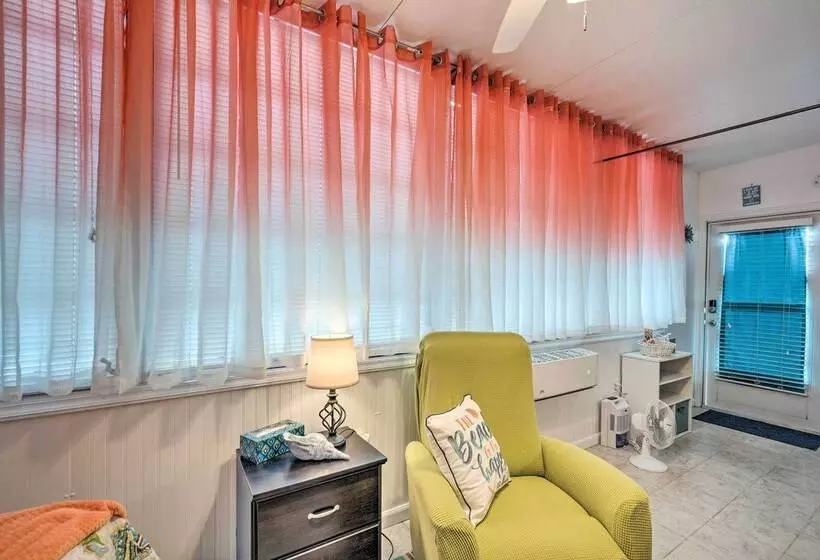 Cute Port Charlotte Home W/ Resort Amenities!