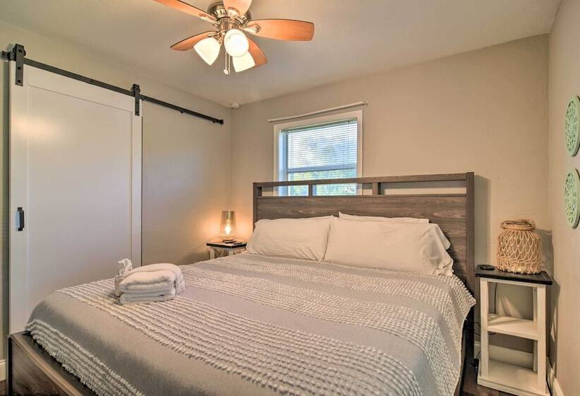 Family Friendly, Pastel Gem W/ Private Pool!