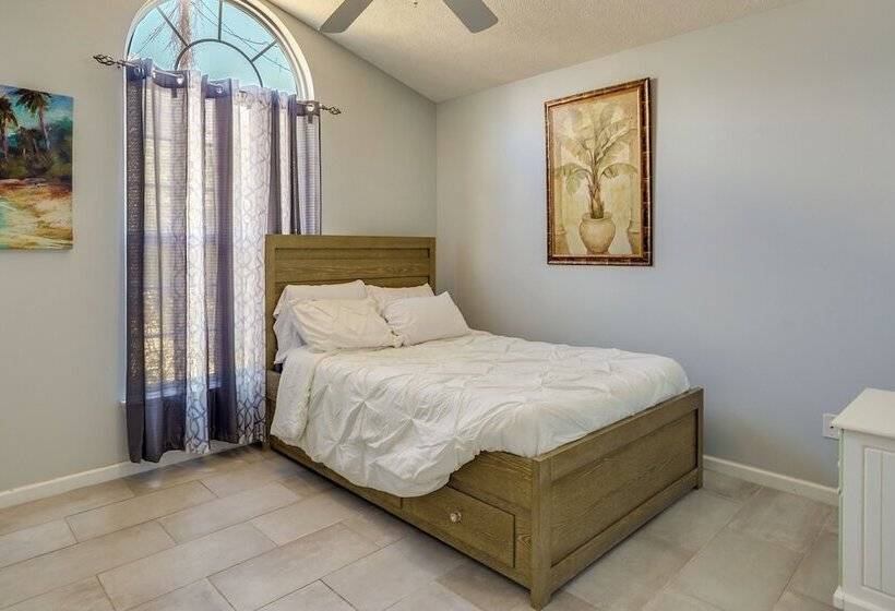 Pet Friendly Pcb Home W/ Hot Tub, Near Beaches!