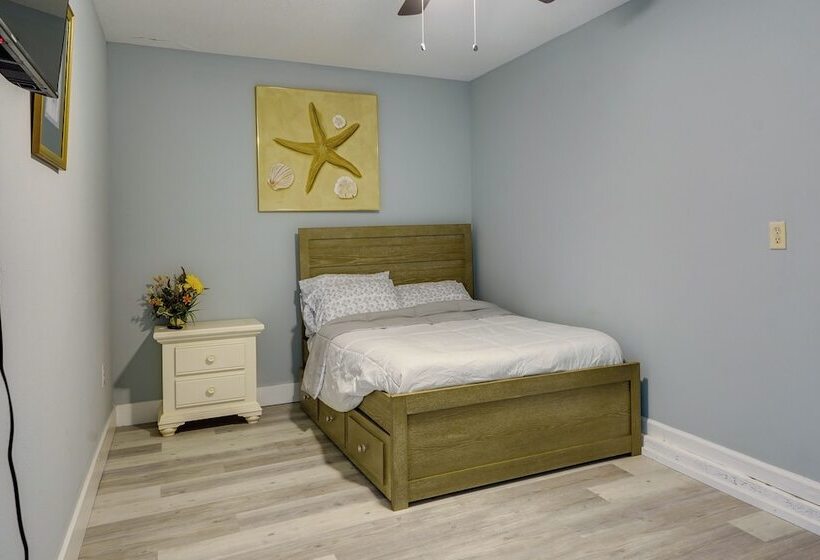 Pet Friendly Pcb Home W/ Hot Tub, Near Beaches!