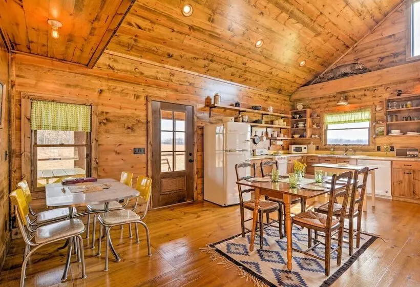 Greenfield Cabin W/ Screened In Porch & Fire Pit!