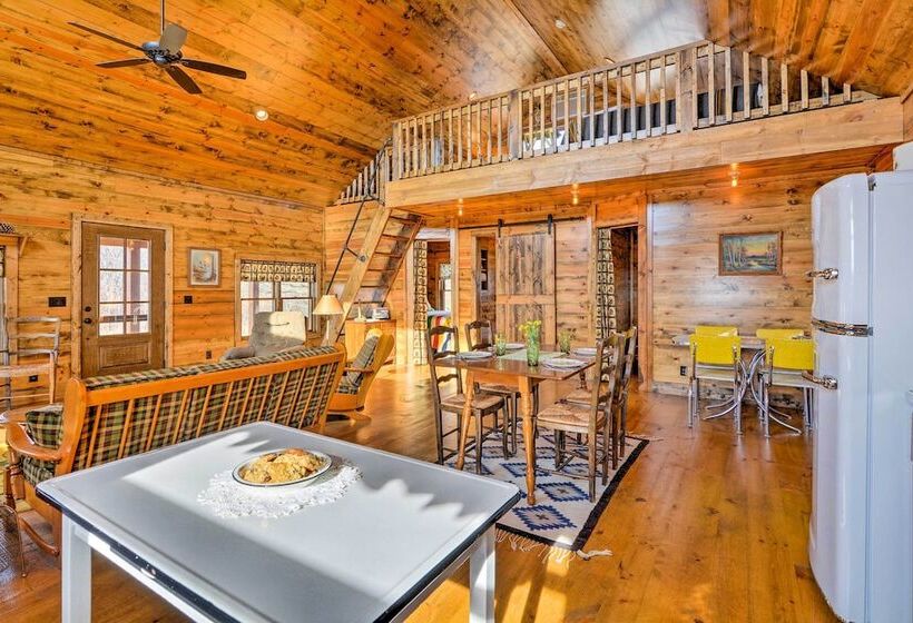 Greenfield Cabin W/ Screened In Porch & Fire Pit!