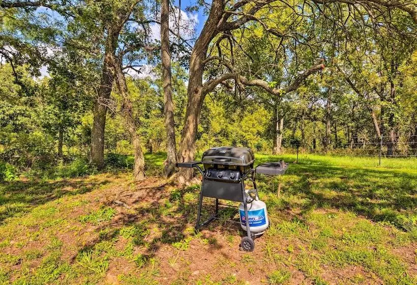 Greenfield Cabin W/ Screened In Porch & Fire Pit!